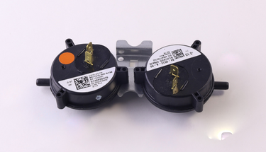 Amana-Goodman 0130F00479 PRESSURE SWITCH