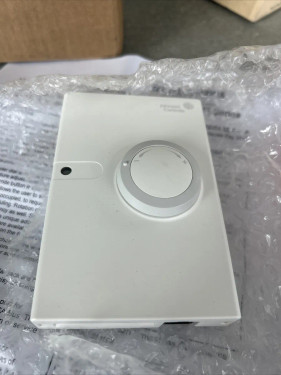 Johnson Controls  NS-BTF7001-0 NETWORK CONTROL SENSOR