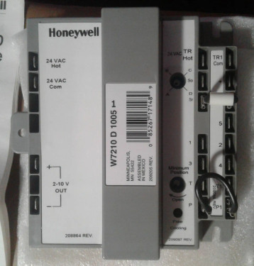 York S1-W7210D1005  SOLID STATE ECON LOGIC MODULE
