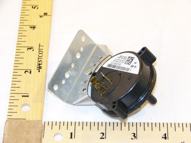 York Controls S1-024-25255-700 .40"WC Pressure Switch