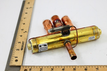 York Controls S1-025-38946-000 7/8"x1/2"Rev. Vlve R22 R410A