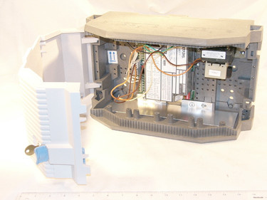 Johnson Controls AS-UNT111-101 Metasys Controller
