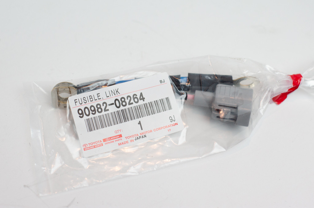Toyota 80 Series Fusible Link 90982-08264 - HuddExpo
