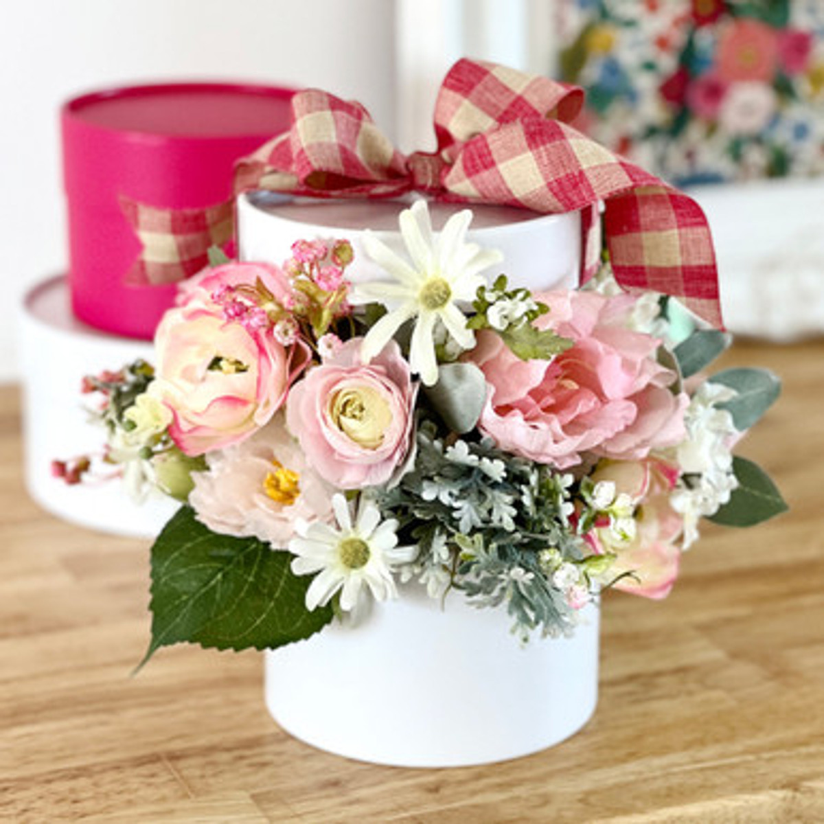 Image of White Rolled Edge Mod Boxes