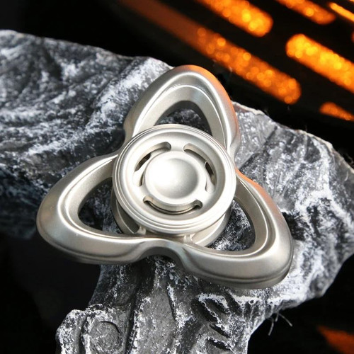Premium 3 Leaf Stainless Steel Finger Spinner Satin 