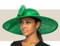 Elegant emerald green wide brim derby hat by Maddox, perfect for race day or formal events
