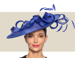 Elegant Blue Fascinator Hat

ALL REASONABLE OFFERS ACCEPTED Navy Blue Fascinator -  main image 3