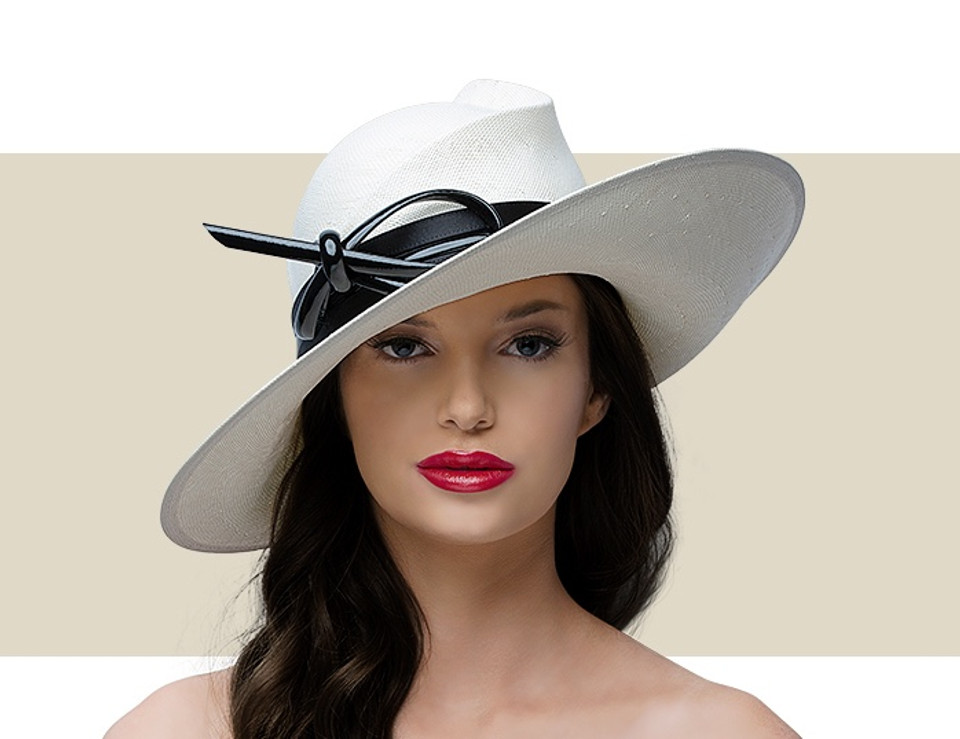 SCRIPT CROWN HAT - Ivory and Black