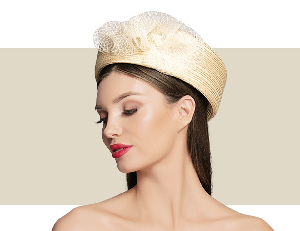 CIRCULAR WOVEN STRAW PILLBOX - Ivory