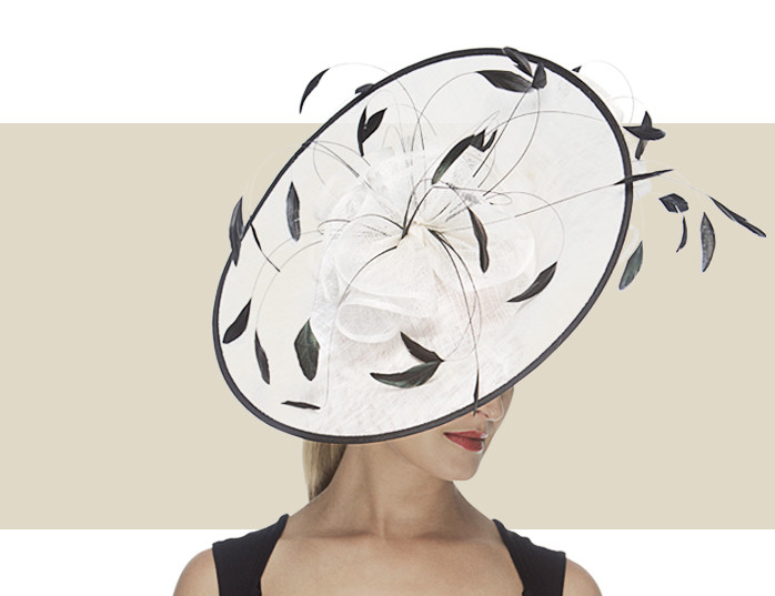 SANDRA - Cream with Black