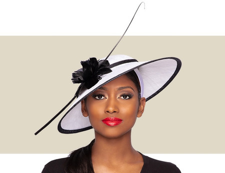 ARIANA FASCINATOR HAT - Off White and Black - Gold Coast Couture display picture 3