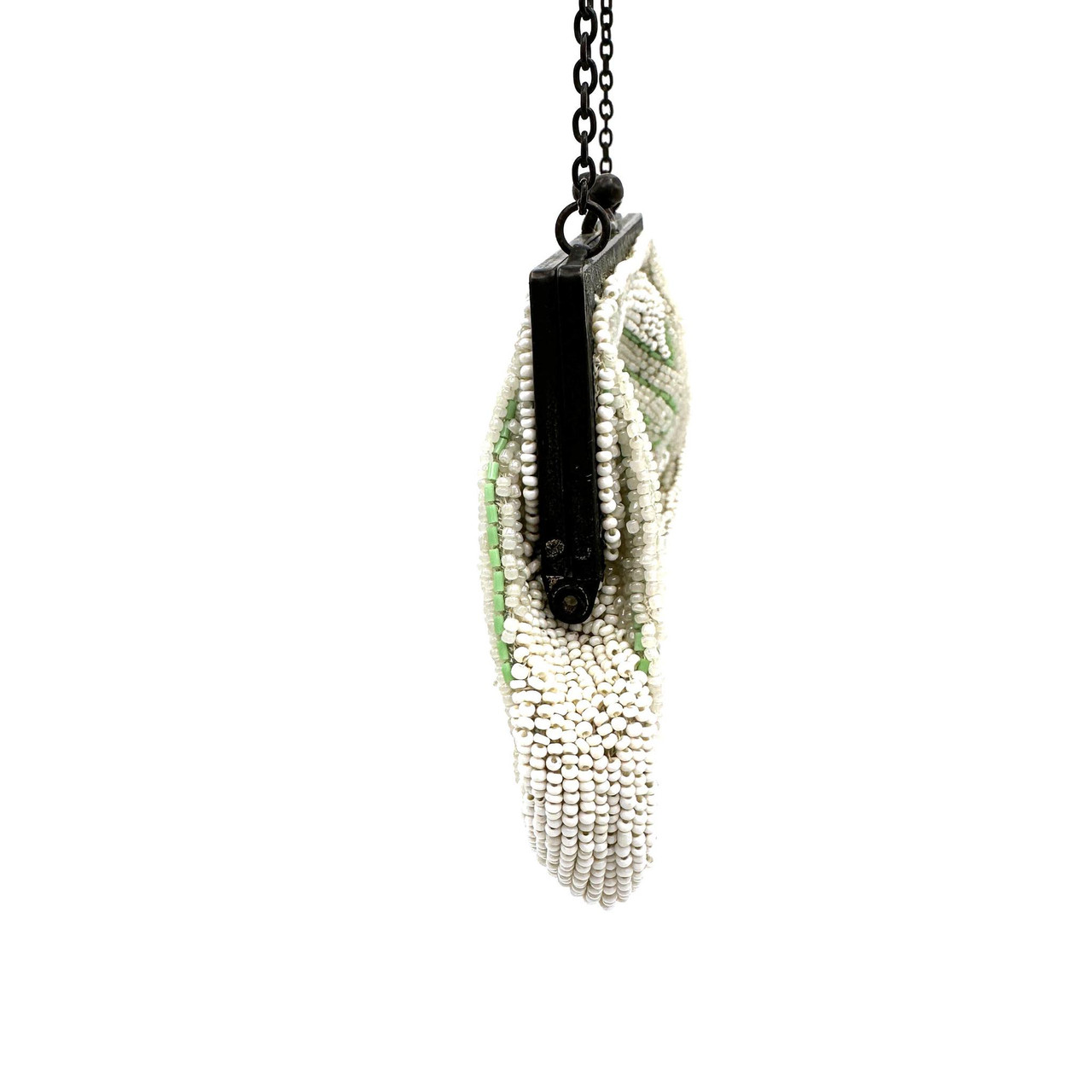 1920s - 30s White And Green Beaded Deco Kiss Lock Chain Handle
