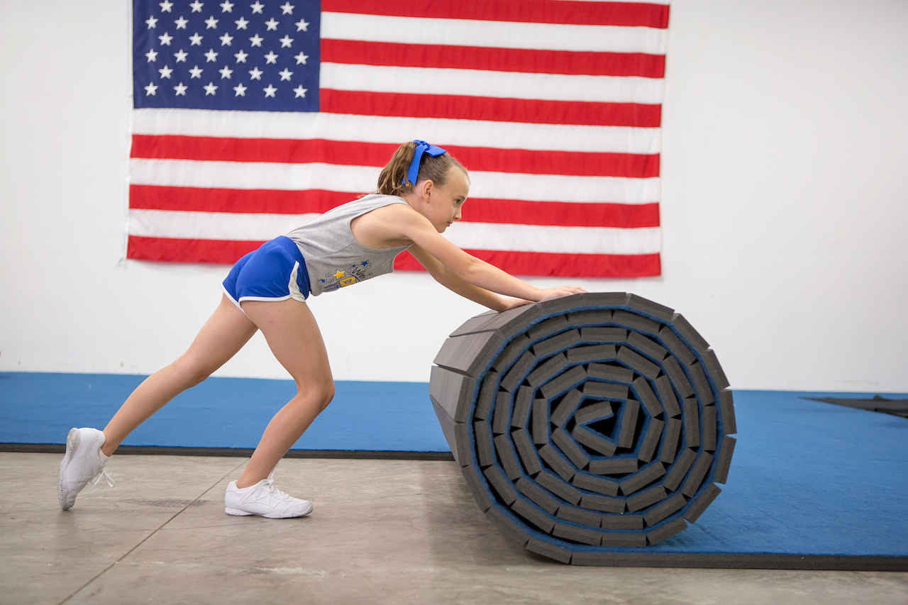 クラブ+ダンス Ulla - Foam LP Tumbl Trak: Flex Roll Carpet Bonded Foam for Gymnastics Cheer