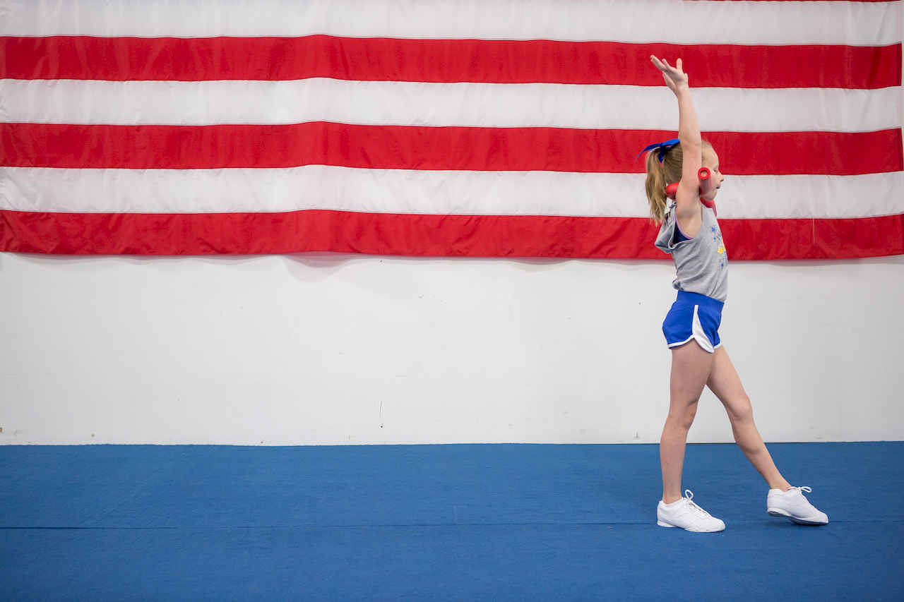 トップス NOTREemor volumetuckoff shoulder trainer Tumbl Trak: Open Shoulder Trainer for Gymnastics Cheer Dance