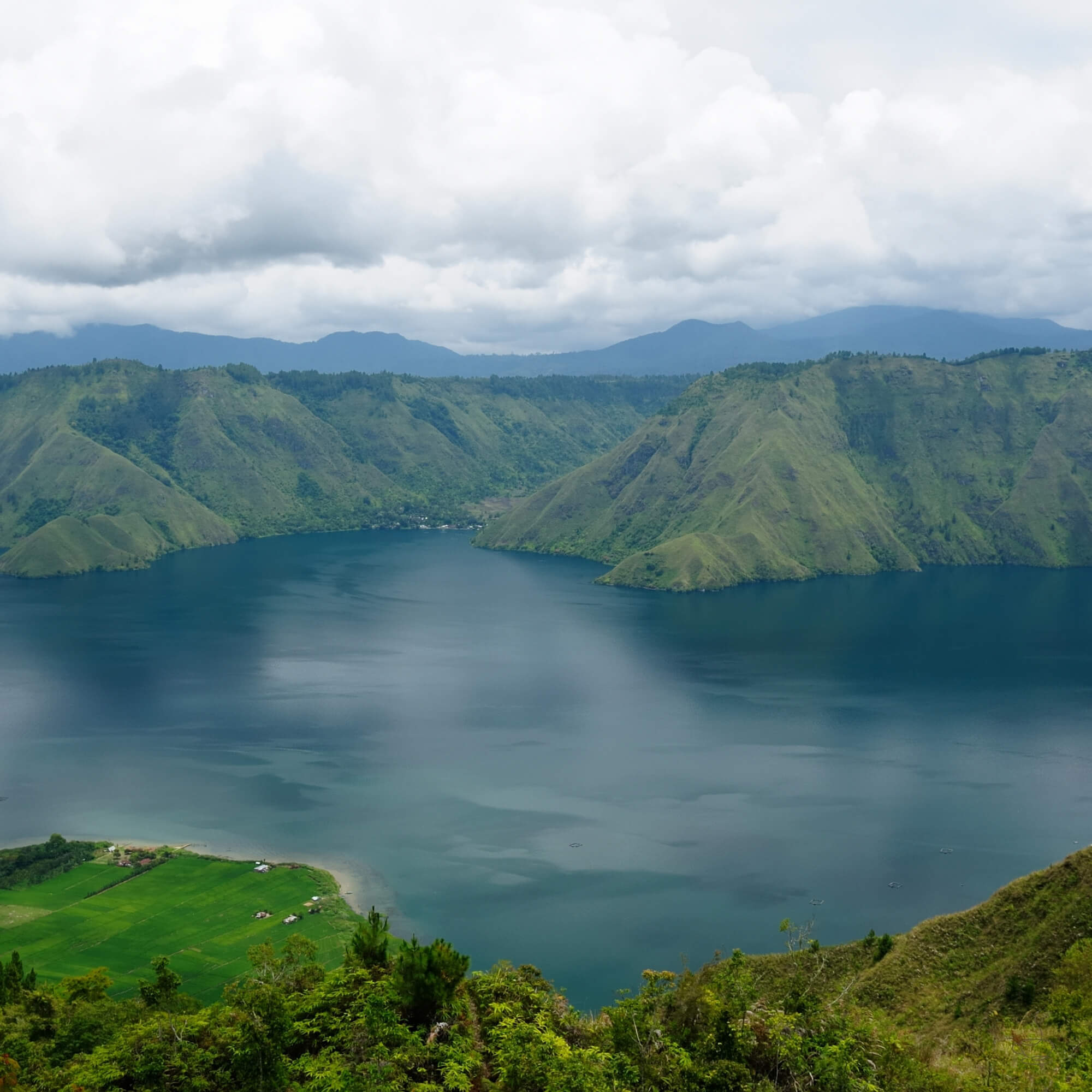 Lintong coffee mill near Lake Toba