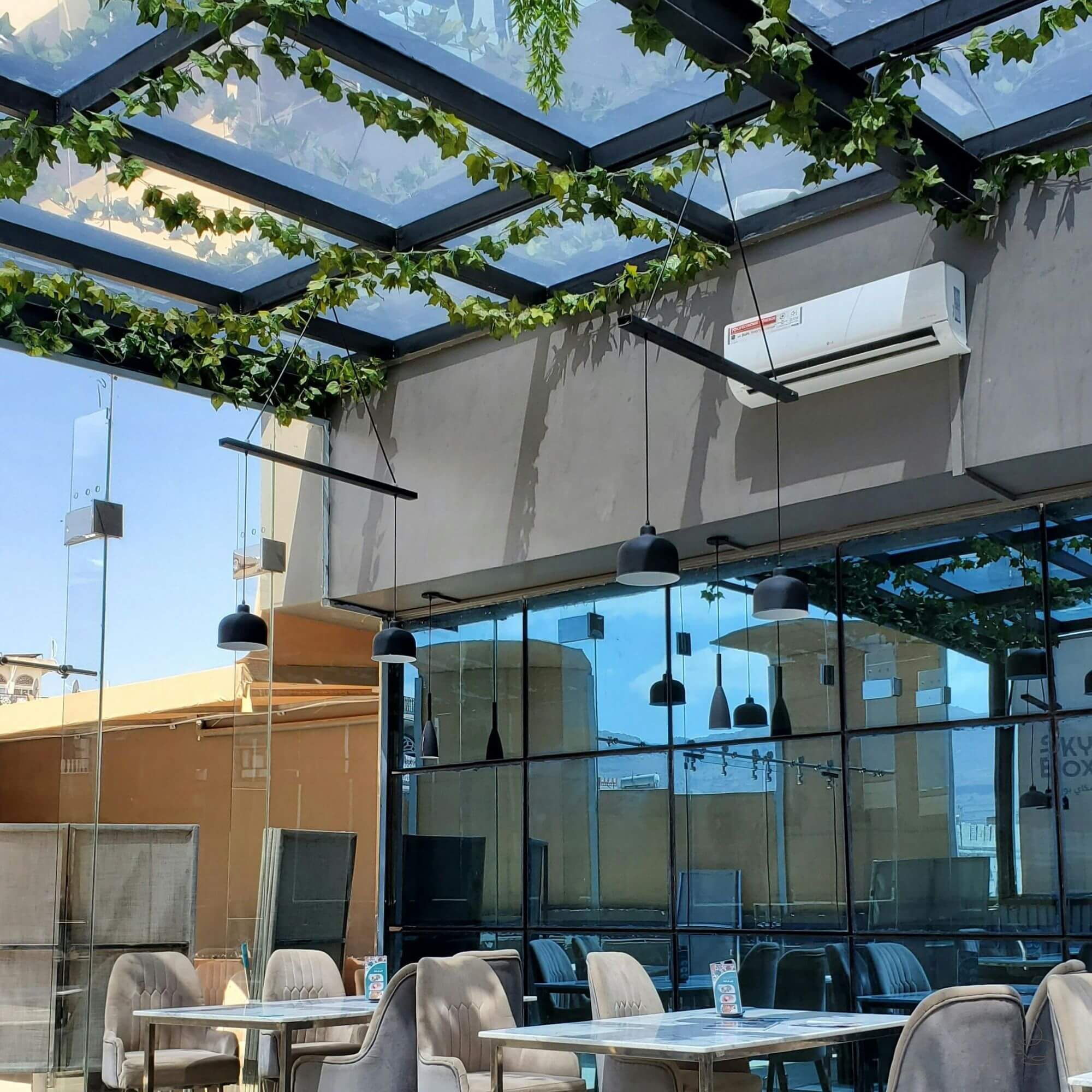 Yemeni mountain village built into cliffs