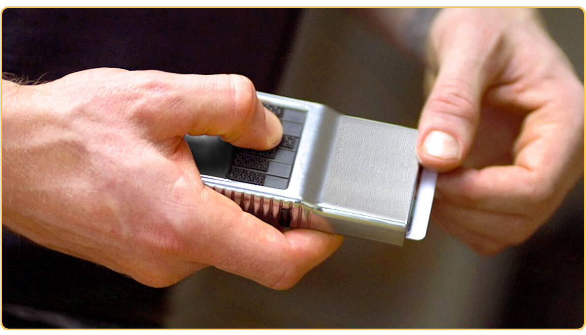 Instant individual card selection