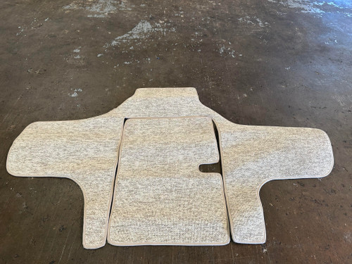 Remnant 2004-2008 Sea Ray 240 Sundeck w/ 2 captain chairs (2/5 pc) replacement carpet set(2 Center pieces) Seashell Berber no snaps