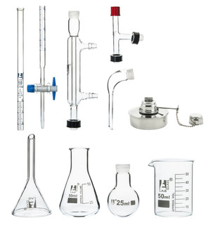 his set is used for micro distillation.
The kit is packed in a die-cut foam-lined box for safe storage and transport. The glassware is chemical and temperature-resistant, making it ideal for routine purification procedures without breaking. The apparatuses cool and condense vapor from heated mixtures, enabling precise and efficient distillation processes in a compact and convenient setup.