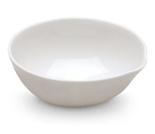 Porcelain Evaporating Dish 50ml capacity. Size 70mm diameter x 28mm height.