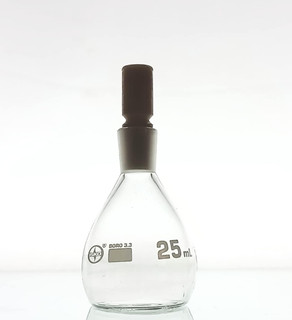 Specific Gravity Bottle 25ml for Laboratory Use_main