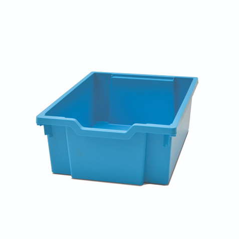 Dynamis Combo Cart Silver Frame with feet 24- 3 inch and 12- 6 inch deep Cyan Blue Trays. Overall Dimensions: 41.5" x 16.6" x 67.2"