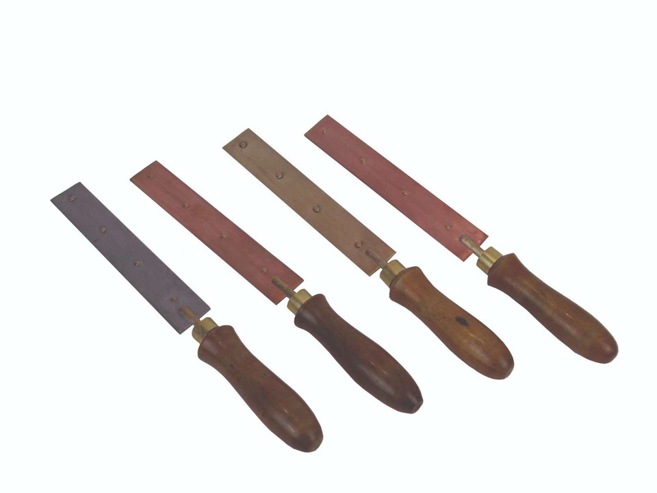 Ion: A Compound Building Game (2nd Edition) | Geyer Instructional Products