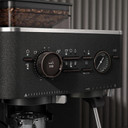 Couleur exclusivement à KitchenAid.ca - Machine à espresso semi-automatique avec moulin à meule KES6551BK