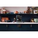 Couleur exclusivement à KitchenAid.ca - Machine à espresso semi-automatique avec moulin à meule KES6551BK