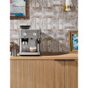 Kitchenaid® Machine à espresso semi-automatique avec moulin à meule KES6551SX