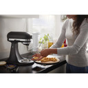 Kitchenaid® Batteur sur socle Artisan® à tête inclinable de 5 pintes KSM150PSBM