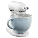 Batteur sur socle à tête inclinable KitchenAid de 4.7 L (5 pintes) de la série Artisan KSM150PSWH