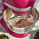 Kitchenaid® Batteur sur socle de la couleur de l’année 2023, Hibiscus KSM195PSHI