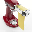 Batteur sur socle à tête inclinable KitchenAid de 4.7 L (5 pintes) de la série Artisan KSM150PSER