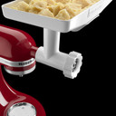 Batteur sur socle à tête inclinable KitchenAid de 4.7 L (5 pintes) de la série Artisan KSM150PSER