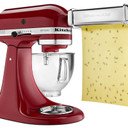 Batteur sur socle à tête inclinable KitchenAid de 4.7 L (5 pintes) de la série Artisan KSM150PSER