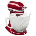 Batteur sur socle à tête inclinable KitchenAid de 4.7 L (5 pintes) de la série Artisan KSM150PSER
