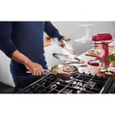 Batteur sur socle à tête inclinable KitchenAid de 4.7 L (5 pintes) de la série Artisan KSM150PSER