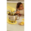 Kitchenaid® Batteur sur socle de la couleur de l’année 2025 Beurre KSM195PSBT