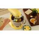Kitchenaid® Batteur sur socle de la couleur de l’année 2025 Beurre KSM195PSBT