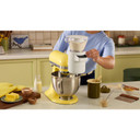 Kitchenaid® Batteur sur socle de la couleur de l’année 2025 Beurre KSM195PSBT