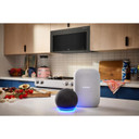 Kitchenaid® Four à micro-ondes à hotte intégrée à fonctions multiples au design encastré affleurant YKMMF530PBE