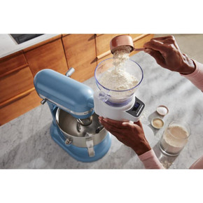 Batteur sur socle à bol relevable de 5,5 pintes KitchenAid® KSM55SJSXVB