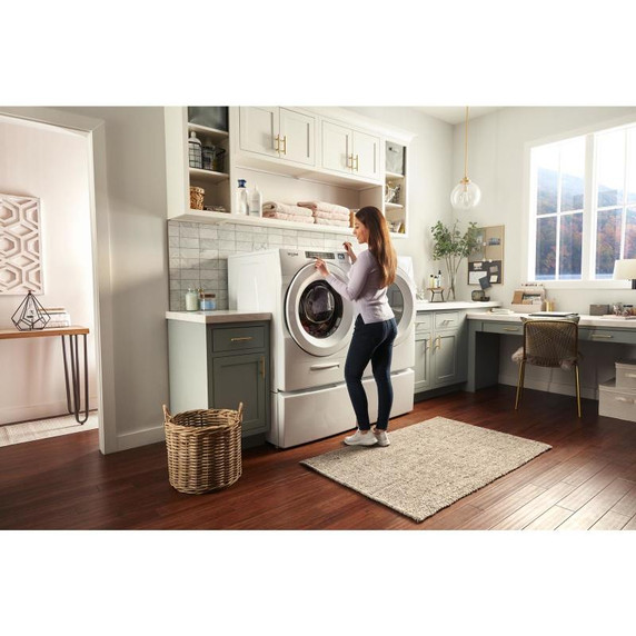 Whirlpool® Piédestal avec rangement pour laveuse et sécheuse à chargement frontal, 15.5 po (39,4 cm) WFP2715HW