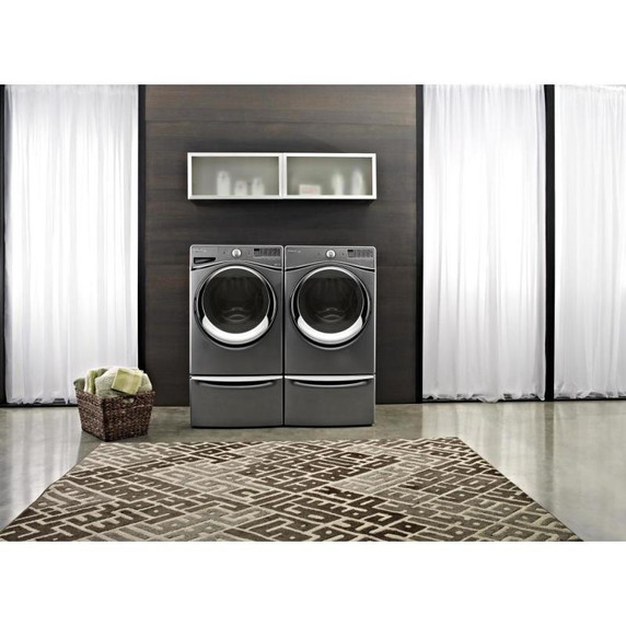 Maytag® Piédestal avec poignée chromée et tiroir de rangement - 15.5 po (39.37 cm) XHPC155YC