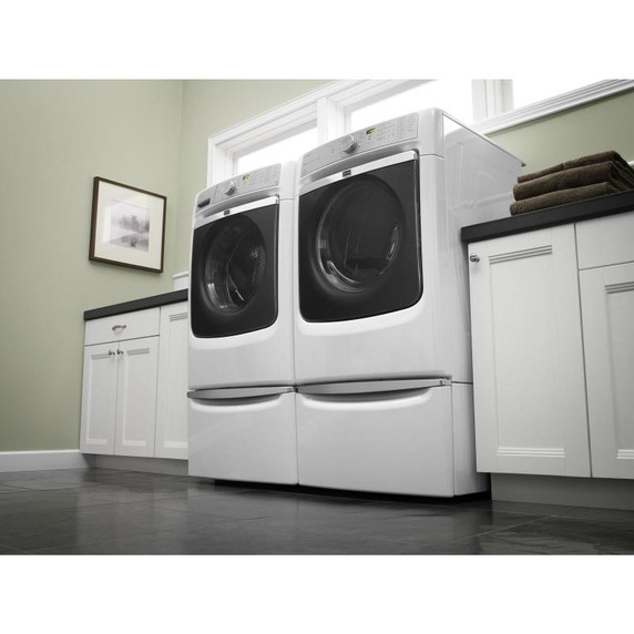 Maytag® Piédestal avec poignée chromée et tiroir de rangement - 15.5 po (39.37 cm) XHPC155XW