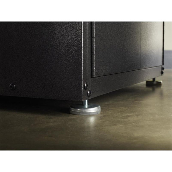Gladiator® Armoire modulaire GearBox à porte pleine grandeur prête à assembler GAGB28FDYG