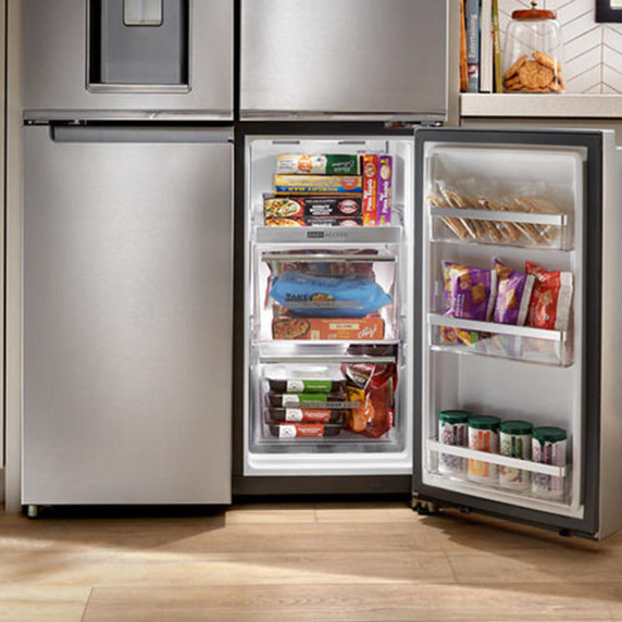 Whirlpool® Réfrigérateur à profondeur de comptoir à 4 portes avec machine à glaçons dans la porte de 36 po WRQC7836RZ