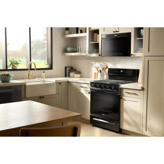 Whirlpool® Cuisinière au gaz intelligente avec convection véritable, autonettoyage/nettoyage à la vapeur, préchauffage rapide - 30 po et 5.3 pi cu WFGS7530RB
