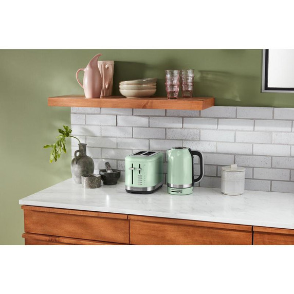 Kitchenaid® Bouilloire électrique de 1,7 l KEK1701PT